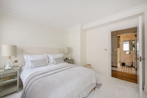 Sloane Street - Photo 1