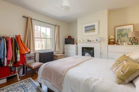 2 bedroom terraced house to rent - Photo 4