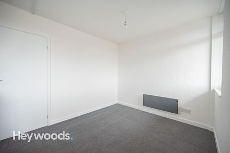 3 bed apartment to rent in Bridge Court, Stone Road, Stoke-on-Trent, Staffordshire - Photo 4