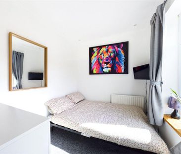 3 bedroom terraced house to rent - Photo 2