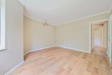 Queens Road, Richmond, TW10 - Photo 3