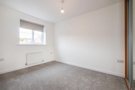 3 bedroom detached house to rent - Photo 5