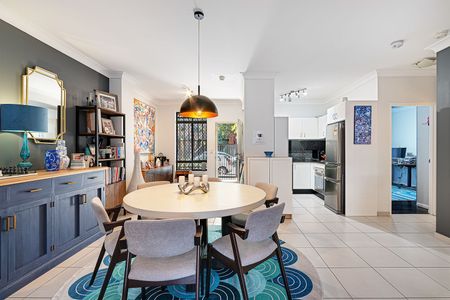 Home For Rent - Photo 3