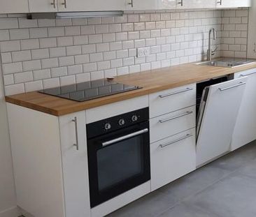 Appartement 4 pièces 83m2 REIMS 900 euros - Photo 1