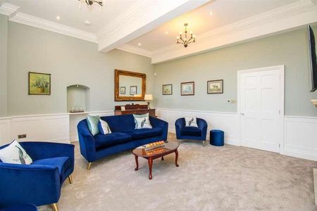 Heath, Wakefield, WF1 - Photo 2