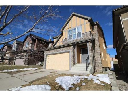 Exceptional 2300 Sqft, 2 Storey Home In Desirable Aspen. - Photo 3