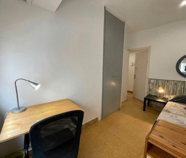 Piso de alquiler en N/a, Vila de Gràcia - Photo 5