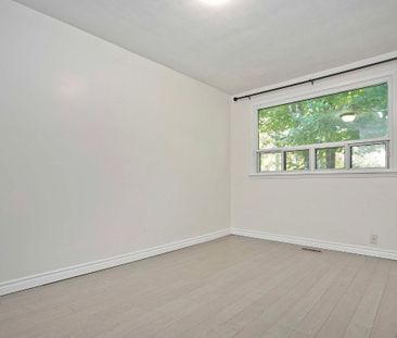 For Lease - 49 Thorncroft Crescent Unit# Main, Ajax, Ontario - Photo 6