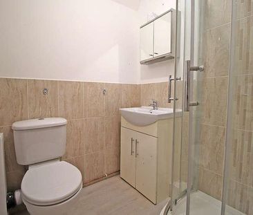 St. Loyes Street, Bedford, MK40 - Photo 1