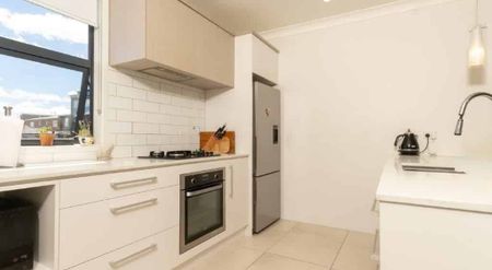 Fabulous in Flatbush - Photo 2