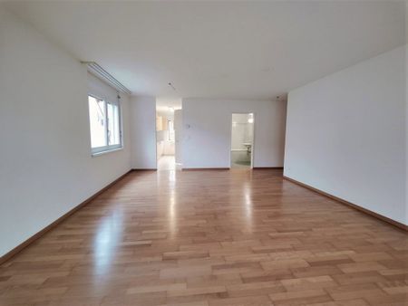 3.5 Zimmer, 102 m², 1. Stock - Photo 2