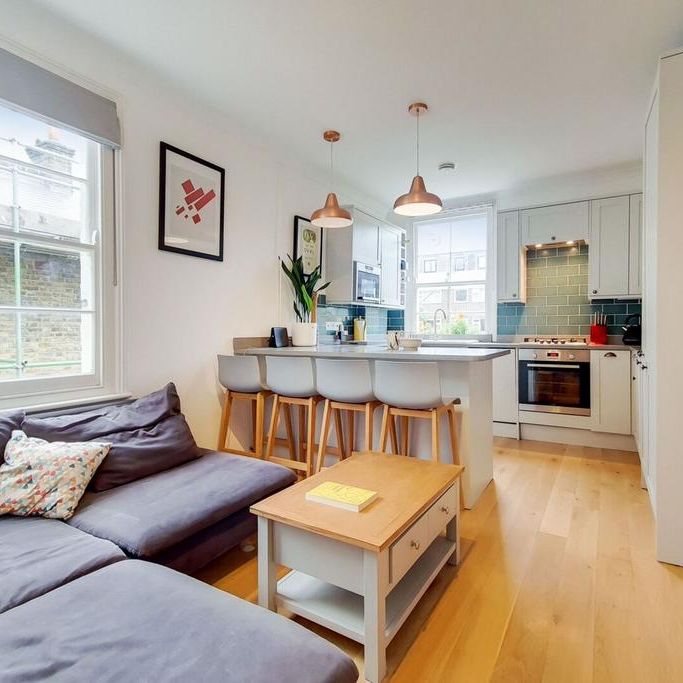 2 bedroom flat to rent - Photo 1
