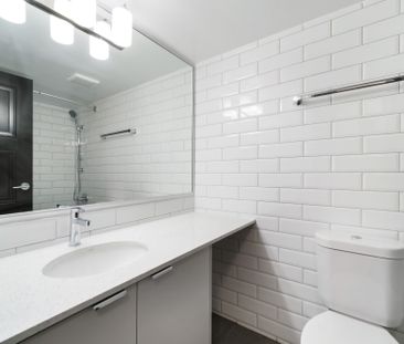 Governor’s Square - Photo 4