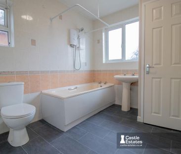 3 bedroom detached house to rent - Photo 6