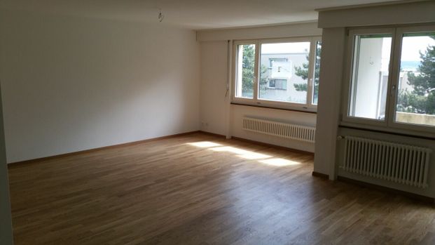 Nice 3.5 room apartment with spacious balcony! - Photo 1