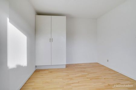 Attraktiv studiebolig i Odense SØ med terrasse - Photo 4