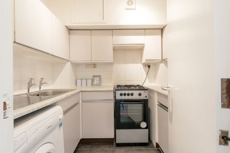 1 Bed Flat, Maule Drive, G11 - Photo 3