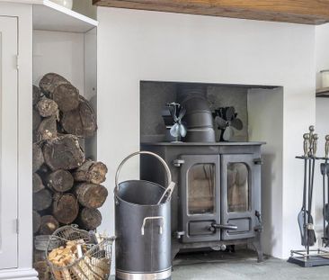 4 bedroom detached house to rent - Photo 3