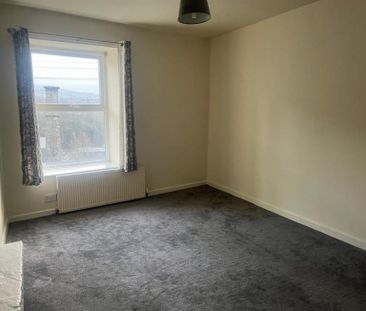 2 Bedroom Terraced To Let - Photo 3
