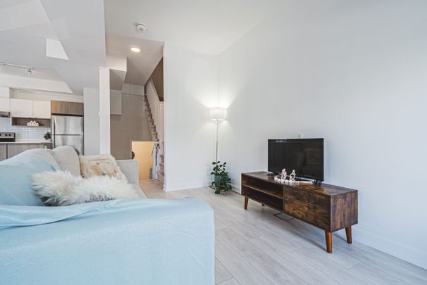 For Lease - 1121 Cooke Boulevard Unit# 13, Burlington, Ontario - Photo 1