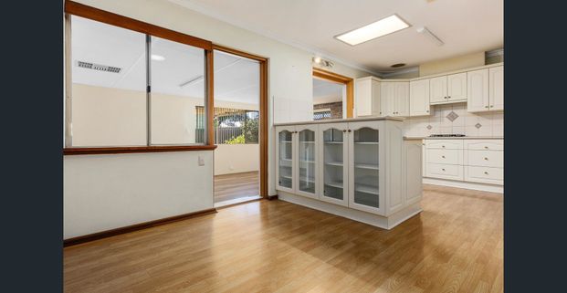 OLD CHARM MEETS MODERN LIVING - Photo 1