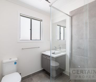 Enjoy Easy Living in This Brand-New Brookfield Home - Photo 5