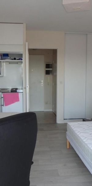 Location Appartement 1 pièce 23m² POITIERS 86000 - Photo 1