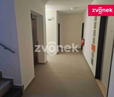 Pronájem bytu 1+kk 30 m2 - Fotografie 1