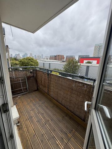 4 bedroom flat share to rent - Photo 4