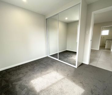 Modern 3-Bedroom Granny Flat in Prime Location! - Photo 3