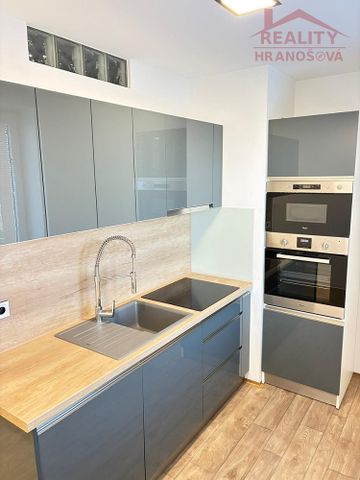 Pronájem bytu 2+1 52 m² - Photo 2