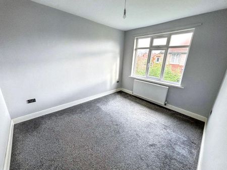 Grange Road, Gosforth, Newcastle upon Tyne, Tyne and Wear, NE3 5LA - Photo 5