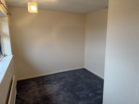 Park Road, MANSFIELD, NG20 - Photo 2