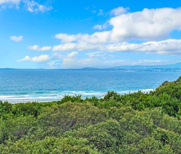 MODERN COASTAL CONVENIENCE IN PORT KEMBLA - Photo 5
