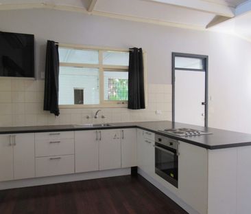 103 Read Street, Rockingham, WA 6168 - Photo 3