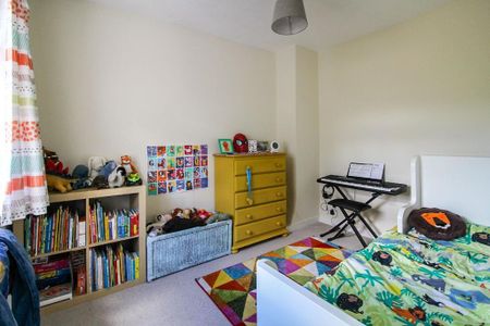 3 bedroom terraced house to rent - Photo 5