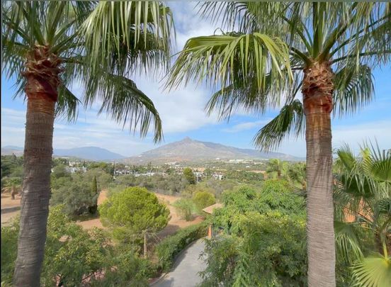 3 bedroom luxury penthouse for rent in Marbella, Spain - Photo 1