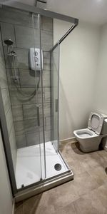 1 bedroom in a house share to rent - Photo 4