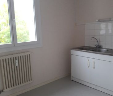 T4 de 68 m² - 42 avenue marechal joffre Châtillon-sur-Seine - Photo 5