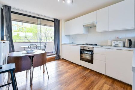 1 bedroom flat to rent - Photo 4