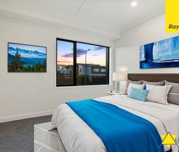 Prime Corner Unit with Extra Light - Enquire Now for a Viewing! - Photo 5