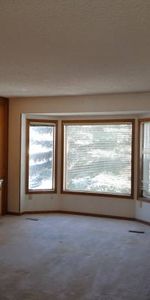 Three bedrooms and two washrooms for renting - Photo 4