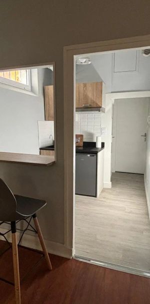 Appartement à louer 1 pièce 28.48m² - Photo 1