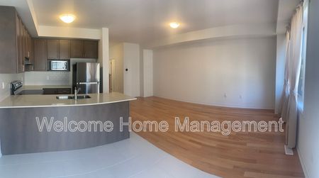 $2,295 / 3 br / 2.5 ba / Spacious 3-Bedroom, 2.5-Bathroom Newly Built Home in Thorold - Photo 3