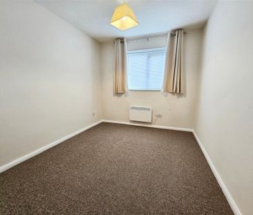 1 Bedroom Flat to Rent in Whites Rise, Irthlingborough, Northants, NN9 - Photo 6