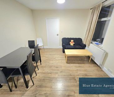 3 bedroom flat to rent - Photo 1