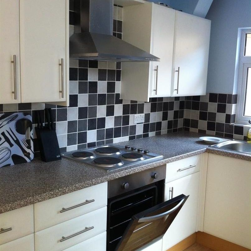 Victoria Park, Bristol - Photo 1