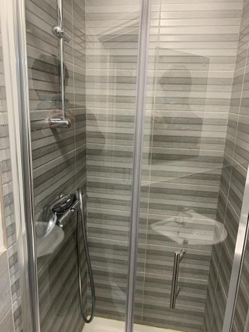 6 bedroom terraced house to rent - Photo 3