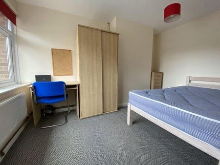 4 bedroom house share to rent - Photo 3