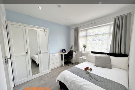 1 bedroom in a house share to rent - Photo 5